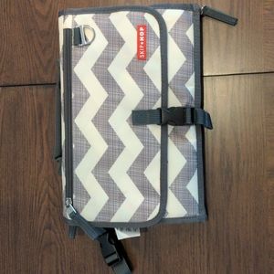Skip Hop Pronto Portable Baby Changing Station